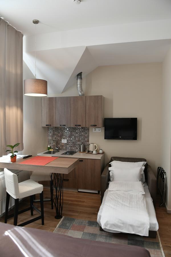 Srbija - Free Parking Apartment
